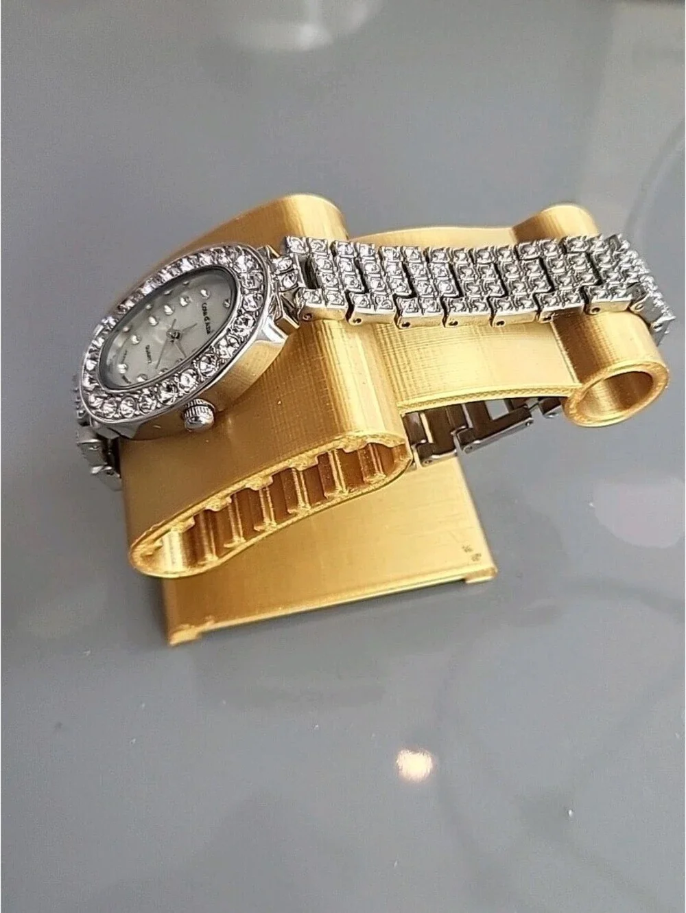 Cote D' Azur Womens Ladies Watch Silver with Gemstones Oval New Battery Working
